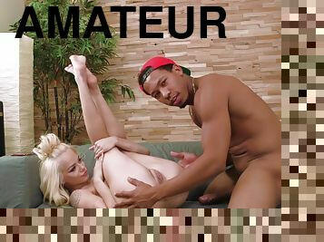 Show Time! Elsa Jean - amateur interracial hardcore