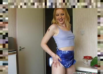 Amateur homemade video of blonde slut Donna Richardson getting fucked