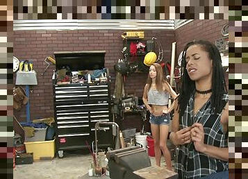 What better thing for Lola Hunter and Kira Noir to do in the garage than for to fuck
