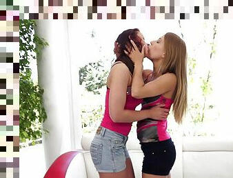 Hardcore lesbian fisting scene with Nikky Thorne and Minnie Manga