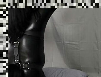 bdsm, hamba, latex, perhambaan, femdom, kulit