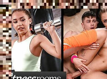 Fitness Rooms Perfect influencer Rika Fane fucks and sucks big dick in gym