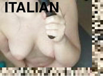 horny Italian girl -ONLYFANS CREATOR-GYM AND INTENSE MASTURBATION ????????