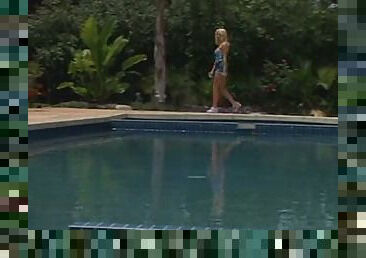 What a pleasure to bang juicy blonde in ass in a sunny day near the pool!