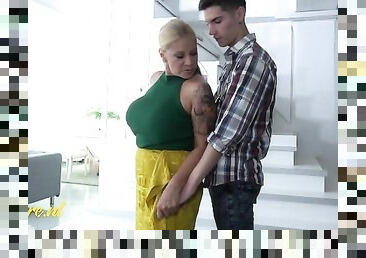 Genç (18+)