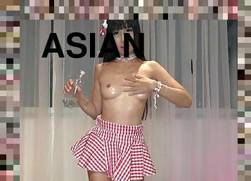 Oiled Hot Asian Fucks Cock & Squirts 4k