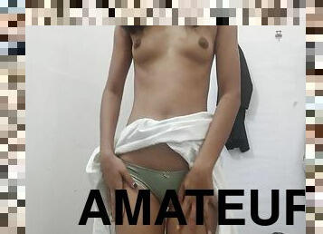 Sri Lankan Teen 18+ Sexy Pretty Girl Shows Her Tight Pussy Closeup &amp; She Likes To Cum Inside Her Pussy