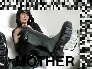 Lick Stepmothers Shiny Rubber Boots and Cum on Rubber Boots Lady Victoria Valente