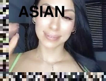 Latina masturbating her pubes