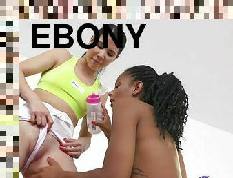 Lesbo ebony and her white friend make each other cum during sex