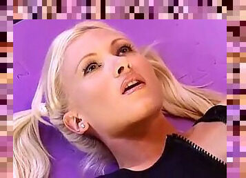 Mason Marconi gives private lessons