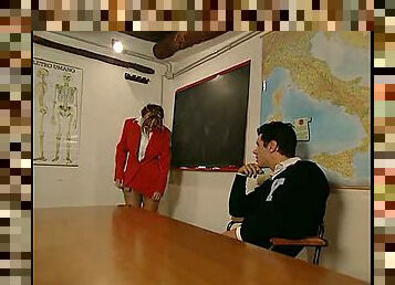 Italian Teacher Tutors 2 Students