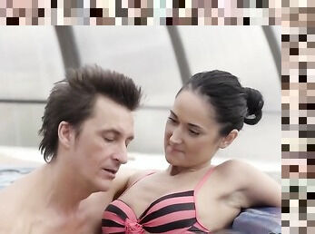 (Dad girl), Jacuzzi