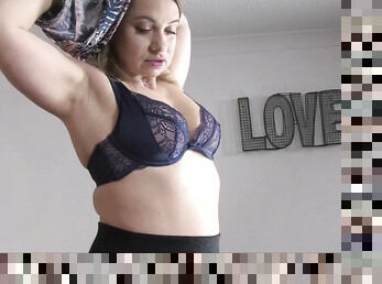LACEYSTARR - Now Wet Yourself