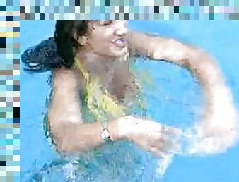 Nadide Sultan Big Bobbs