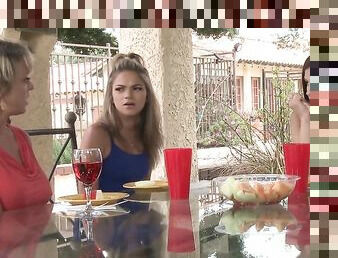 Mother Daughter Exchange Club - GirlfriendsFilms