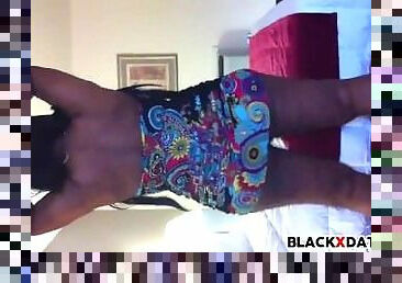 Black babe shakes her big booty