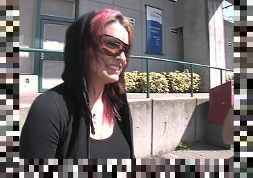Hottie Emo With Natural Tits Having Fun - Mavenhouse