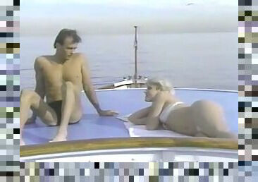 Intre rase, De epoca, Bisexual