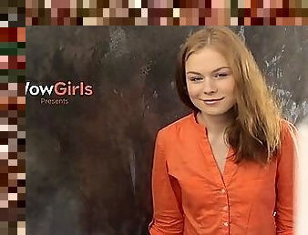 Gal stimulates her loving hole after showing body