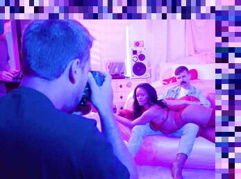 Rihanna - Savage X Fenty Valentine&#039;s Day, January 2020