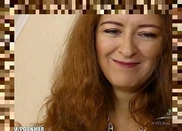 Seductive Helen Volga rubs her hairy pussy