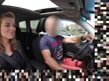 Offentlig, Kone, Amatør, Tenåring, Par, Bil, Skitten, (Dad girl), Kjæreste, Tjekkisk