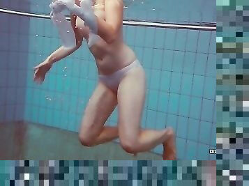 Melisa Darkowa hot young swimmer