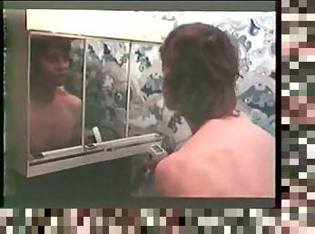 Classic French : Hard Love (Jeunes filles perverses - 1975)