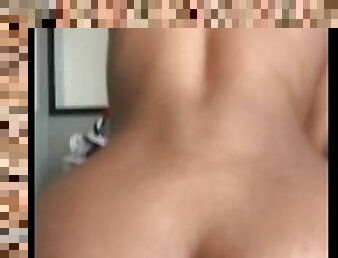 Bouncing & Queefing on daddies dick