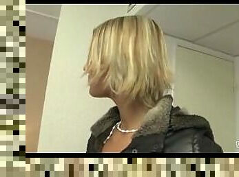 Blond french patricia