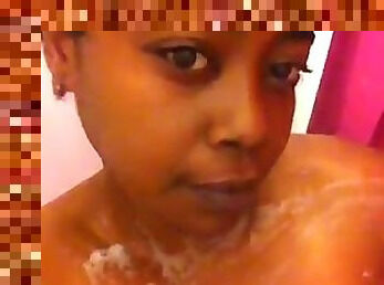 Cute Chick Teases In The Shower