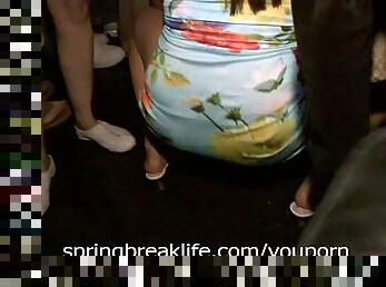 Club Girls Flashing