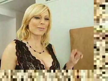 Hot Blonde Cougar Holly Sampson