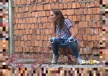 Got2Pee - Peeing Women Compilation 005